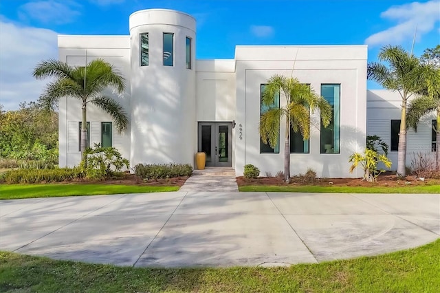 view of front of property featuring french doors