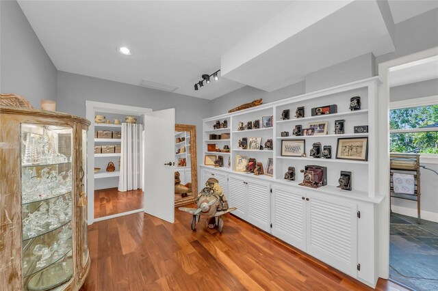 7820 Seville Cir, Bradenton, FL 34209 - living area featuring wood finished floors