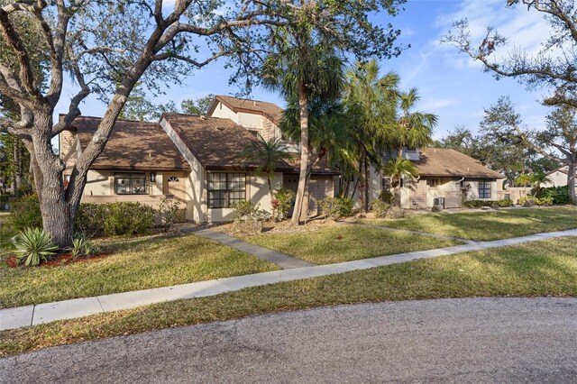 view of front of house with a front yard