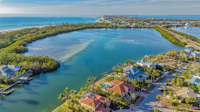 400 N Washington Dr, Sarasota, FL 34236 - aerial perspective of suburban area with a nearby body of water