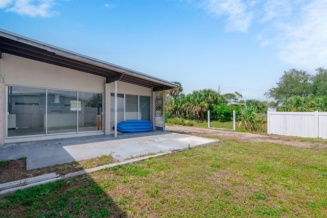 view of yard with a patio area