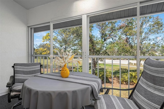 view of sunroom / solarium