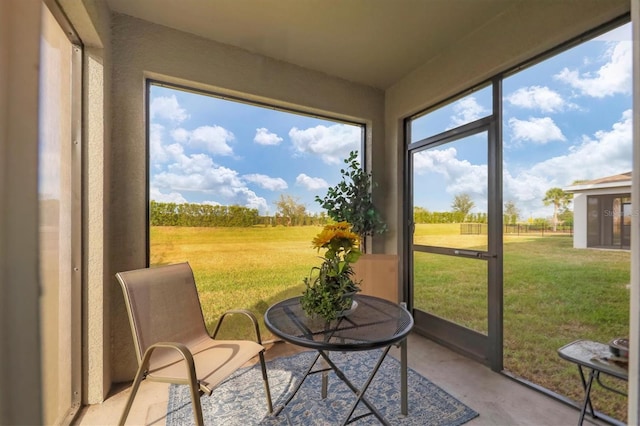 view of sunroom / solarium