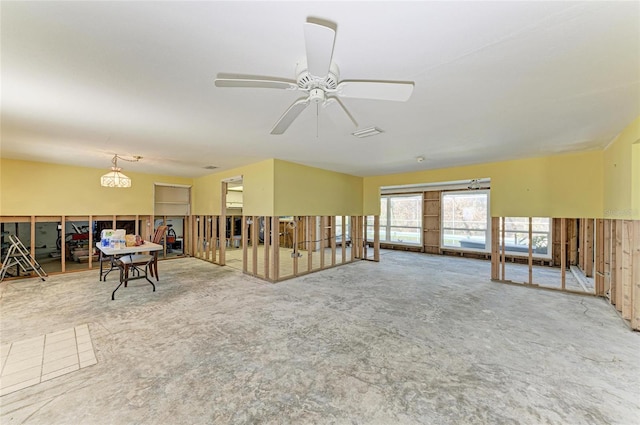 spare room featuring ceiling fan