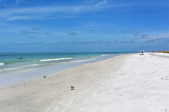 609 Foxworth Ln, Holmes Beach, FL 34217 - photo 51