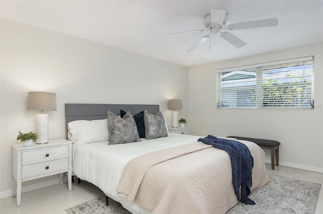 bedroom with ceiling fan