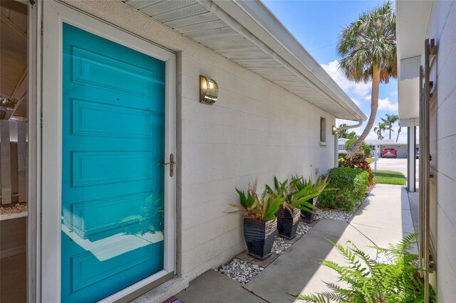 2321 Terry Ln, Sarasota, FL 34231 - view of property entrance