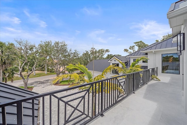 656 Tropical Cir, Sarasota, FL 34242 - view of balcony
