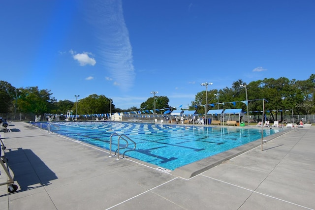 view of swimming pool