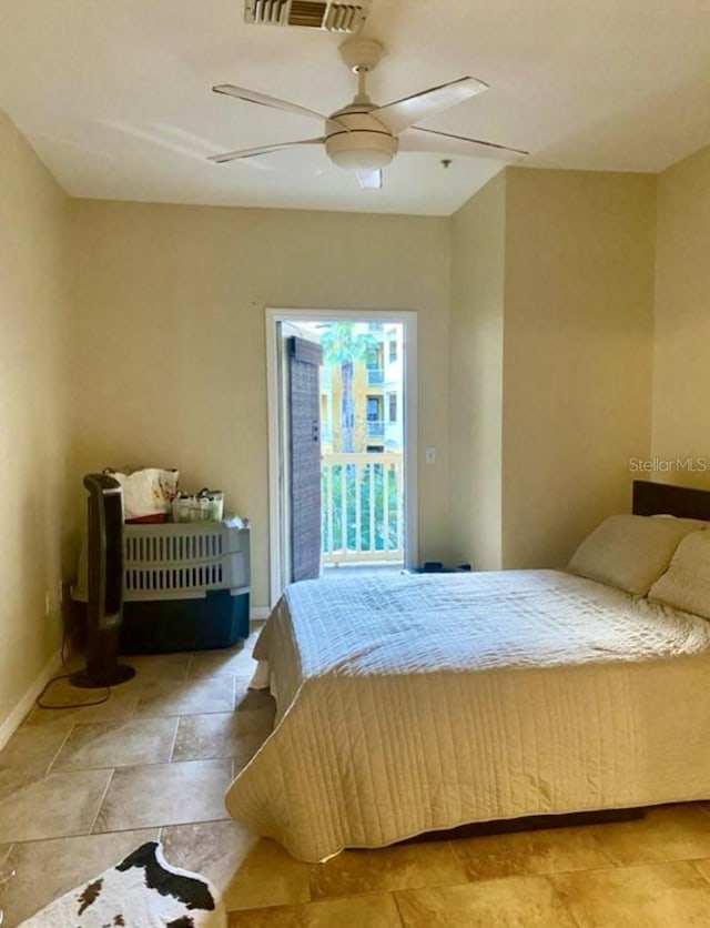 bedroom with ceiling fan