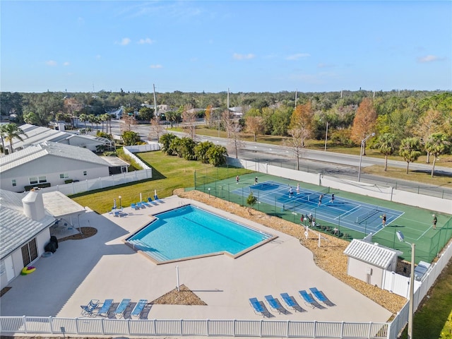 view of swimming pool featuring a patio