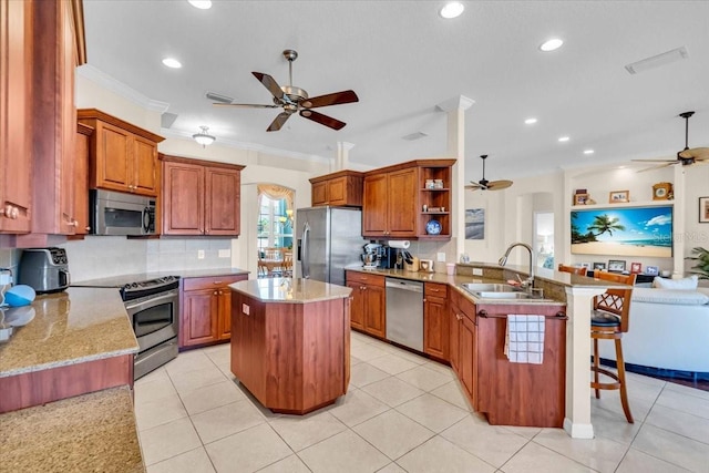 kitchen featuring open shelves, stainless steel appliances, ornamental molding, a sink, and a peninsula