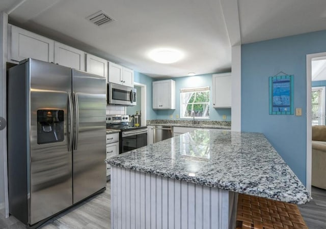 4522 Banan Pl, Sarasota, FL 34242 - photo 3