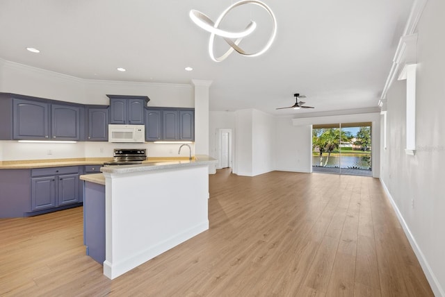 kitchen featuring stainless steel electric stove, ornamental molding, and light hardwood / wood-style flooring