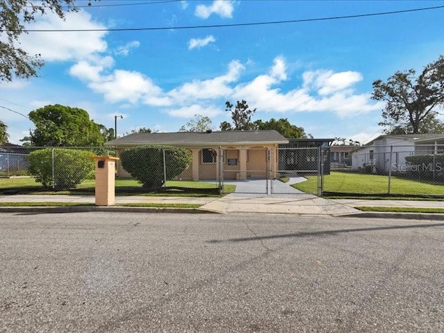 view of front of property