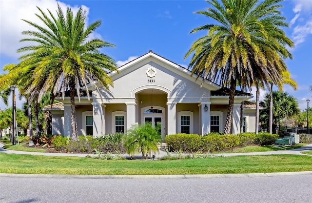 view of front of house with a front yard