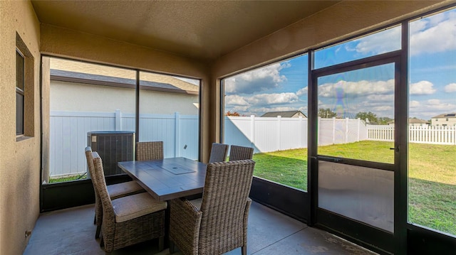 view of sunroom / solarium