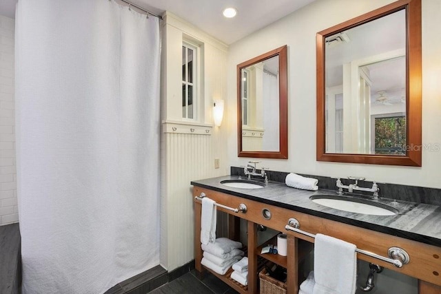 bathroom with vanity