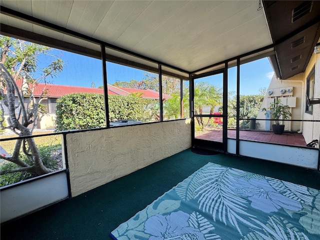 view of sunroom / solarium