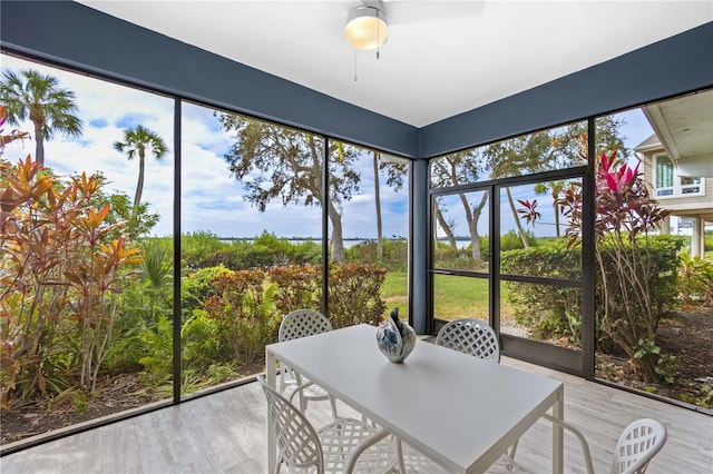 view of sunroom / solarium