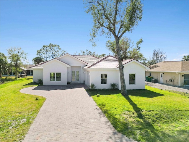 view of front of home with a front yard