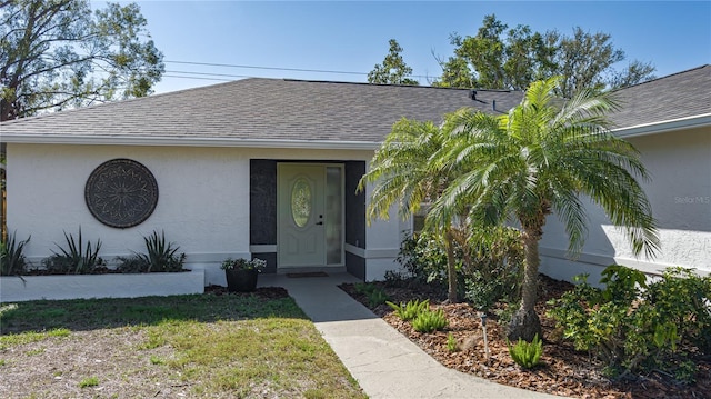 view of front of house with a front yard