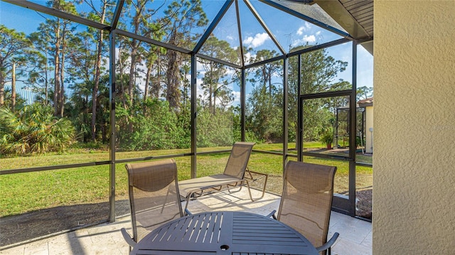 view of sunroom / solarium