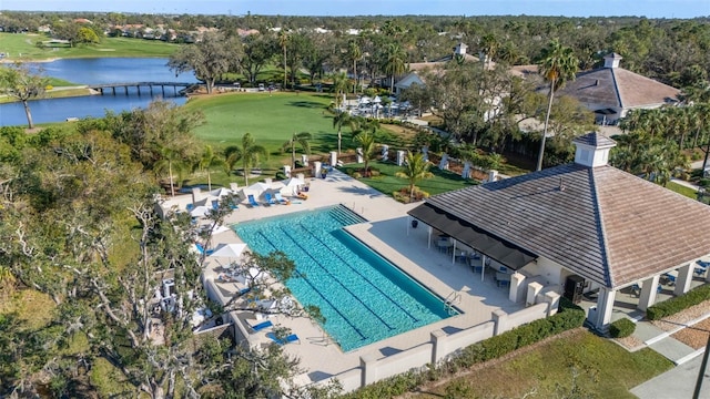 bird's eye view featuring a water view