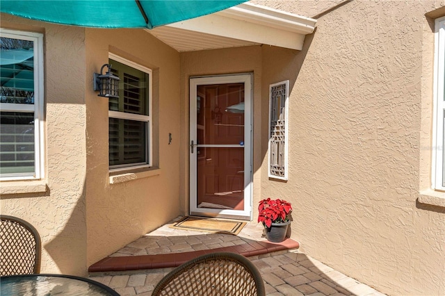 5618 Monte Rosso Rd, Sarasota, FL 34243 - view of property entrance