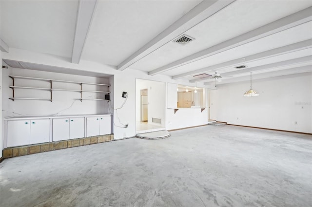 garage featuring ceiling fan