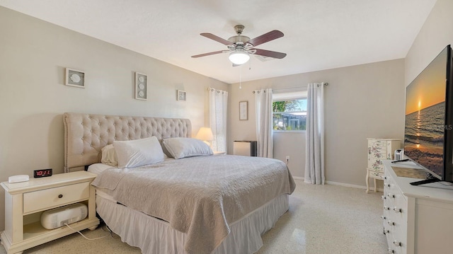 bedroom with ceiling fan