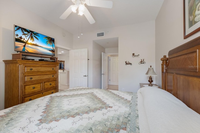 bedroom featuring ceiling fan