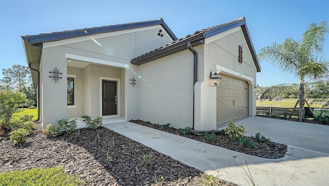 view of front of house featuring a garage