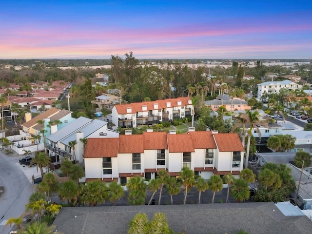 view of aerial view at dusk