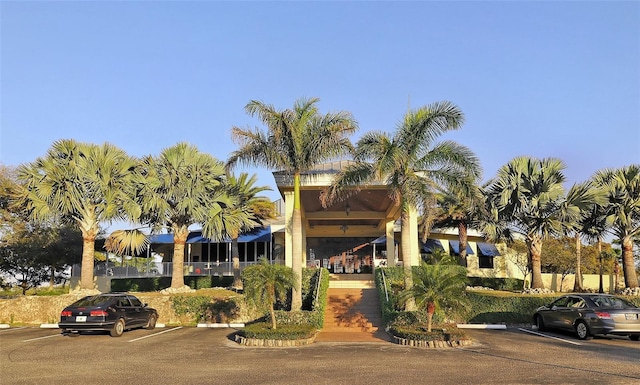 3837 Torrey Pines Blvd, Sarasota, FL 34238 - view of building exterior with uncovered parking