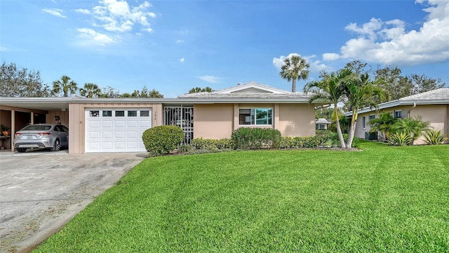 ranch-style house featuring a garage, driveway, stucco siding, a carport, and a front yard