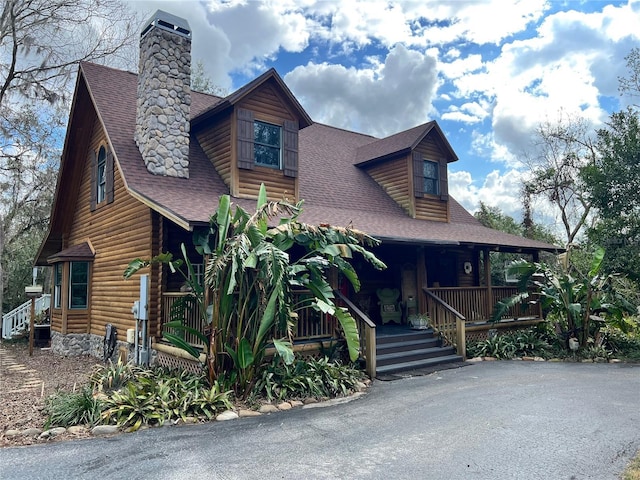 view of front of house featuring covered porch