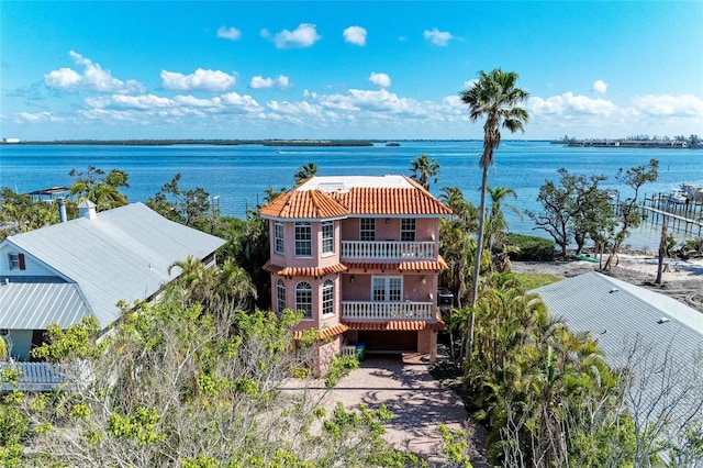 bird's eye view with a water view