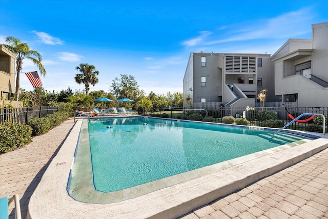 view of swimming pool