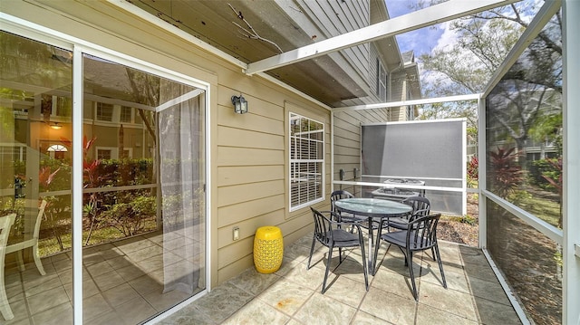 7632 Plantation Cir, Bradenton, FL 34201 - view of sunroom / solarium