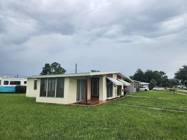 211 Dalton Blvd, Port Charlotte, FL 33952 - photo 2
