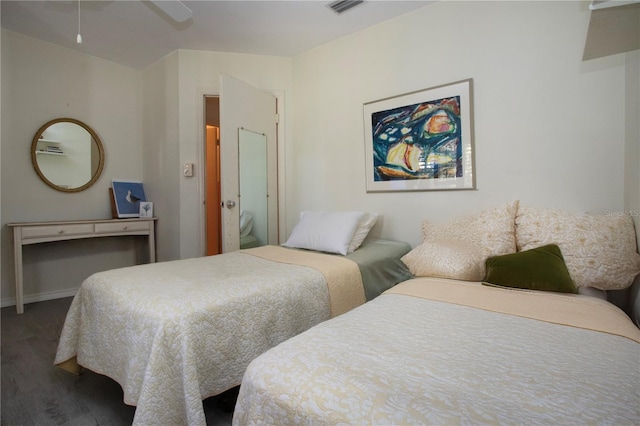1555 Flower Dr, Sarasota, FL 34239 - bedroom with ceiling fan