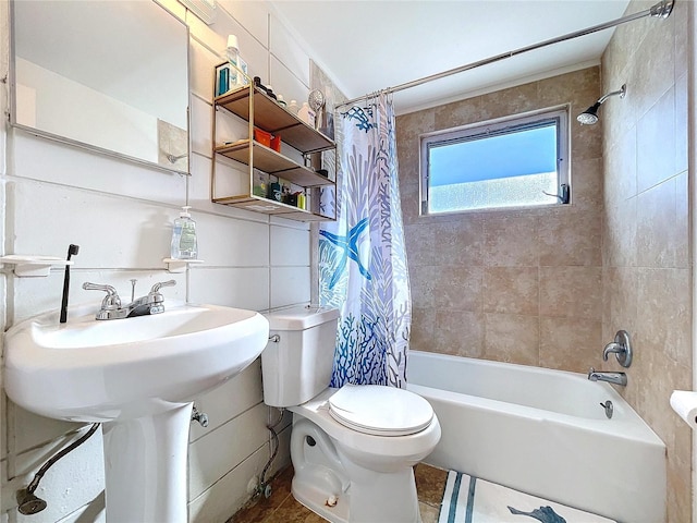 full bath with toilet and shower / tub combo with curtain