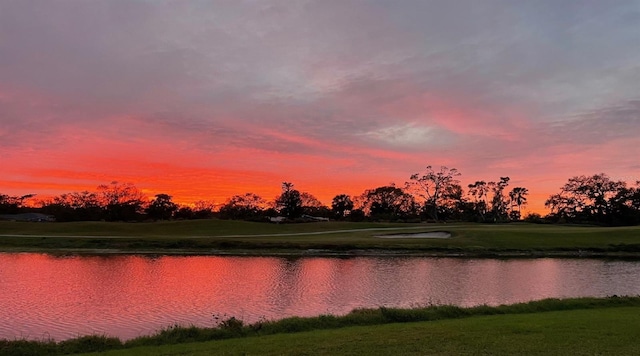 4060 Penshurst Park, Sarasota, FL 34235 - property view of water featuring view of golf course
