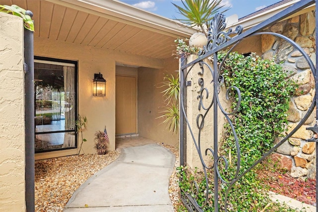 view of entrance to property