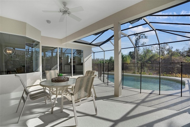 view of sunroom / solarium