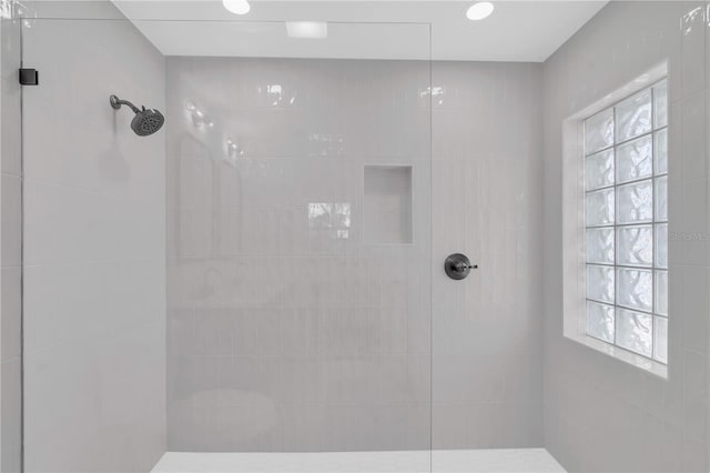 1950 Fairview Dr, Englewood, FL 34223 - bathroom with tiled shower