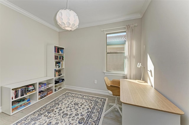 home office with crown molding, a chandelier, and light hardwood / wood-style floors