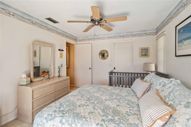 534 Warwick Ln, Venice, FL 34293 - bedroom with a ceiling fan and visible vents