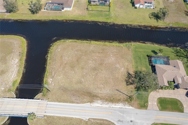 Listing photo 2 for 893 Rotonda Cir, Rotonda West FL 33947